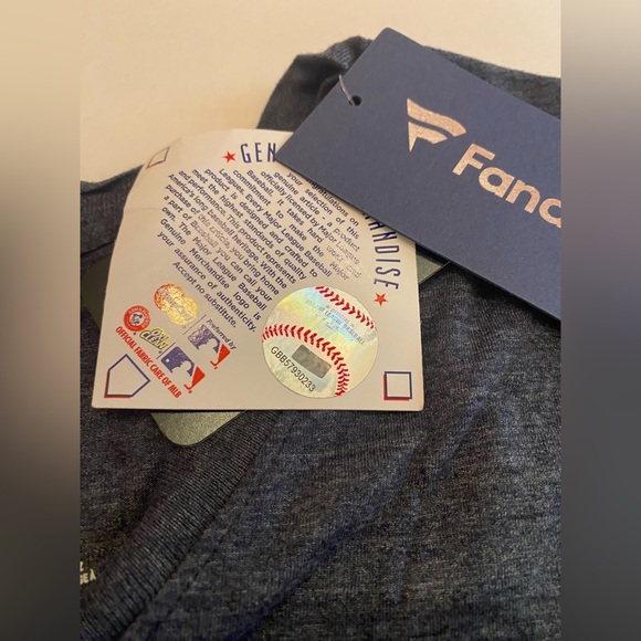 NWT Fanatics 2018 New York Yankees Star Wars Empire MLB Tee Ladies Size XL - Picture 4 of 6